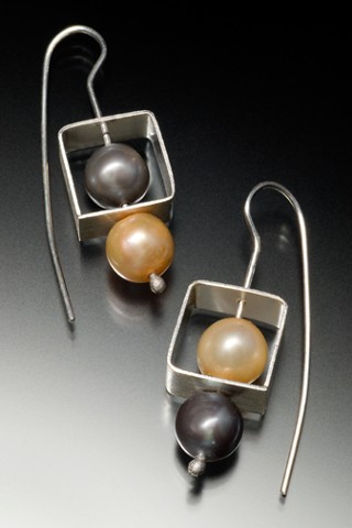 One box two pearl earring