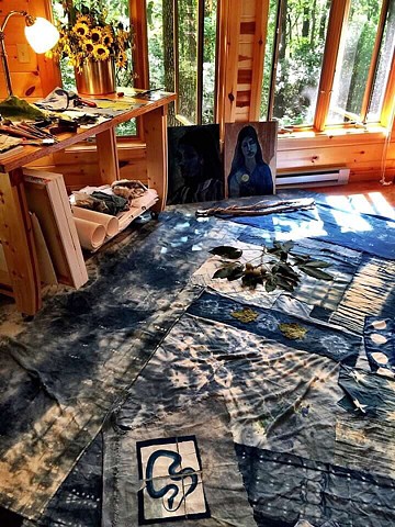Works in progress, studio time.  2016
Paintings, indigo dyed fabrics and cyanotype on fabric.