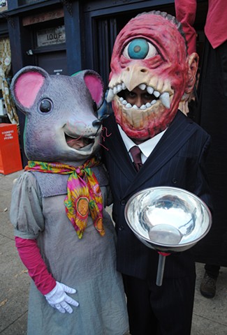 Jessica Brown (left) as Frog Mouse and Ed Miller (right) as Cyclops Bird