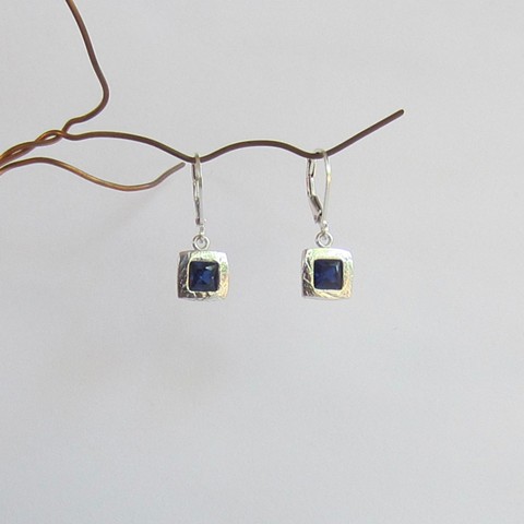 Square Sapphire silver earrings
