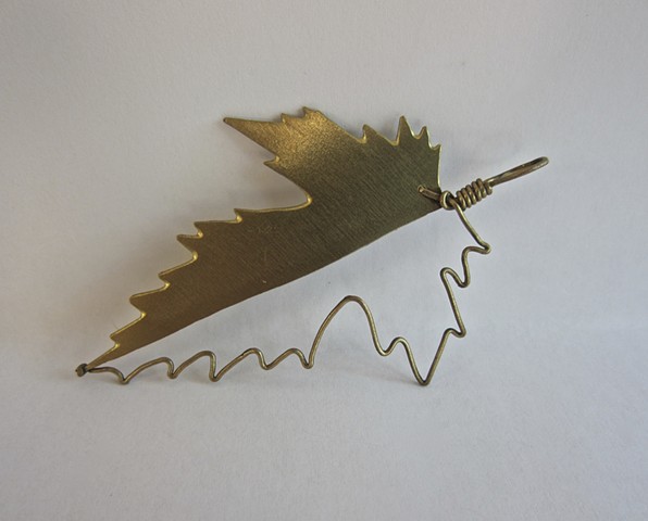 Leaf pin (can also be worn as a pendant)