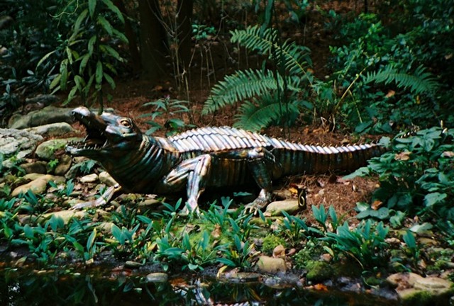 Bronze Alligator sculpture by Thomas Prochnow