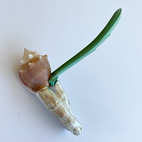 Secrets of the Secluded Cove 019 (Handle)