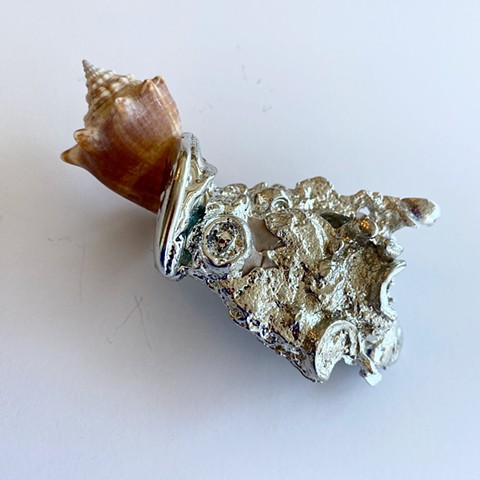 Secrets of the Secluded Cove 002 (Slice)