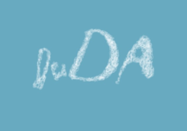 sky written signatures of Du(champ) and Da(vinci)