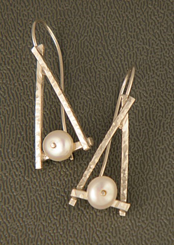Sterling silver earrings with freshwater pearl