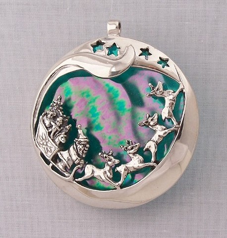 What to My Wondering Eyes Christmas Ornament