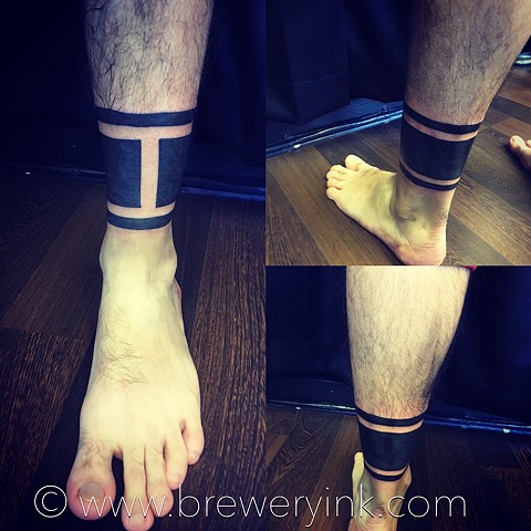 blackwork tattoo ankle bands