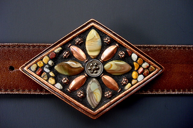 One of a kind belt buckle with a vintage button, Imperial Jasper, copper, agate.