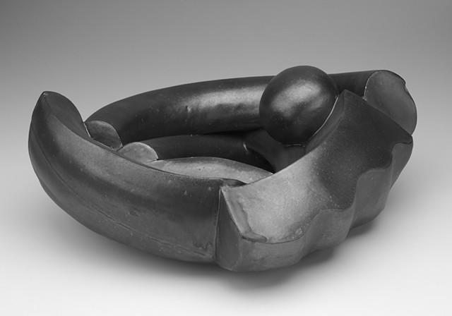 Sculptural Bowl (metallic black)