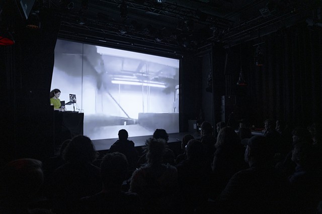 Performance by Nasim Mashak. Photo: Nayara Leite / BEK
