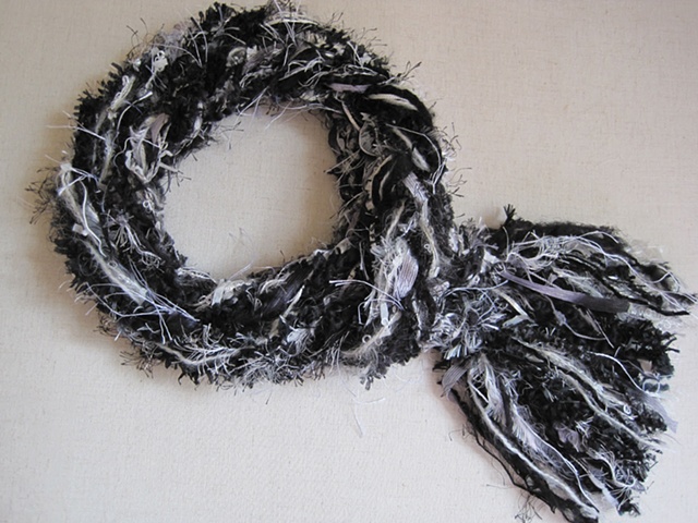 black & white braided yarn boa
