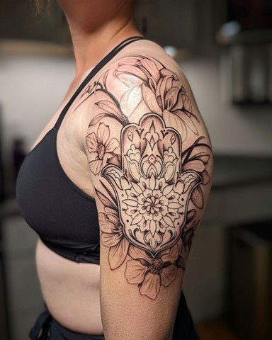 Hamsa Hand and Flowers Tattoo by Jordi Simons, Morningstar Tattoo, Belmont, Bay Area, California
