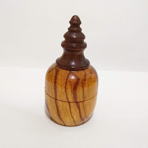 Small Lidded Ring Box with Finial