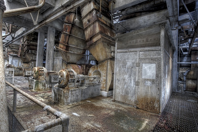 urban decay photography urbex beautiful transformers power plant philadelphia