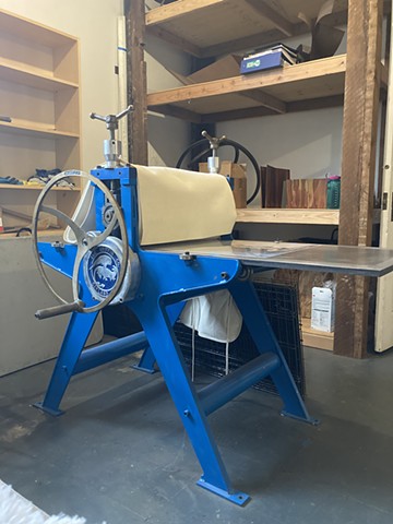 Griffin 000 Etching Press Bed is 22.5â€�x44â€�