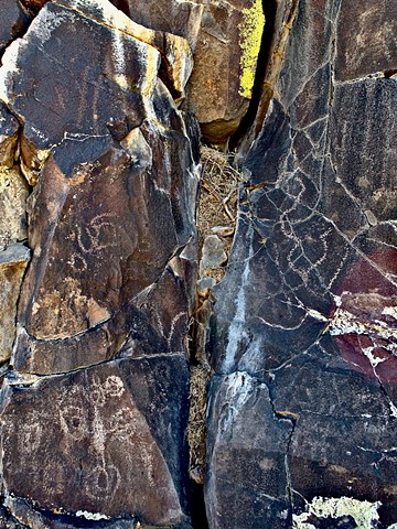Petroglyphs Oregon