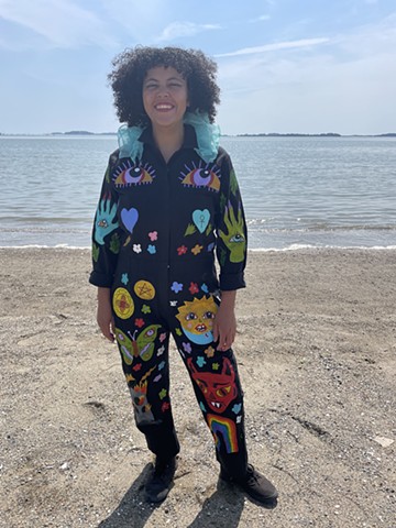 Cheyenne in " Lo Sciocco" suit