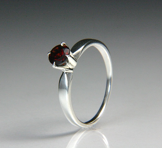 Heather Ring with Pyrope Garnet