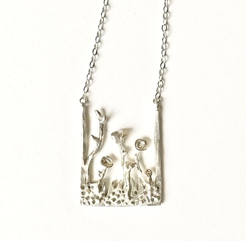 Contemporary floral necklace 