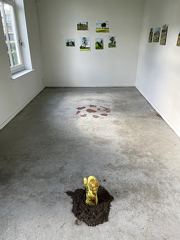 Installation view solo exhibition Van GoghGalerie May 29 - June 30, 2022