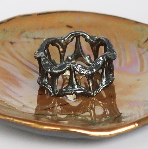 Rainbow sand dish & blackened shark tooth pattern ring