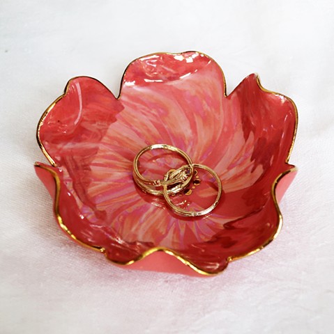 Flower Dish with gold Twig Rings