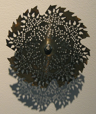 24 Tooth Doily