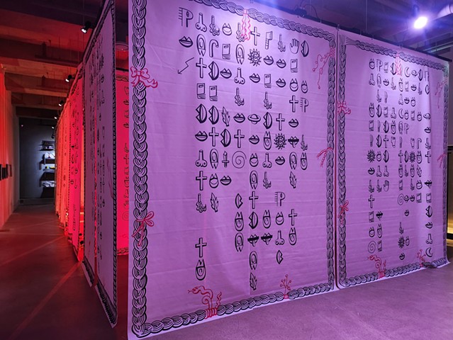 Installation view of World War −III½