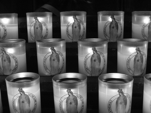 notre dame candles