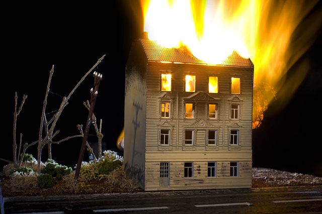 Sunset Hotel Fire, 2002