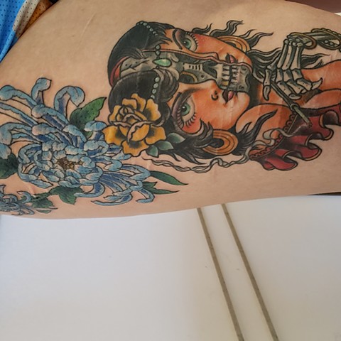 My first tattoo, done while interrailing across europe. Thanks Sebastian  from Good Old Times, Berlin Germany : r/tattoos