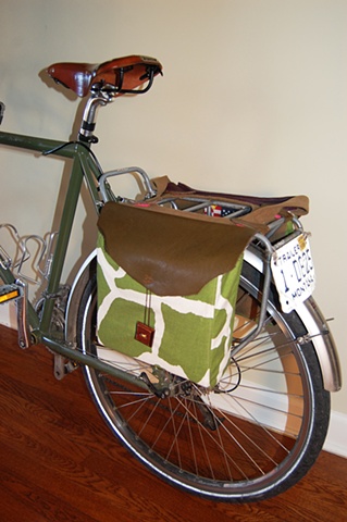 convertible bike bag (side one)