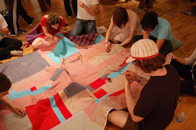 quilting bee in the gallery!