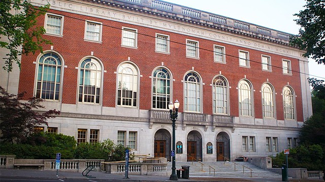 Nick Pope at Multnomah County Library
