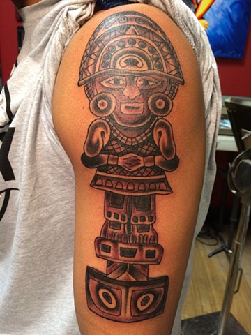 Aztec statue