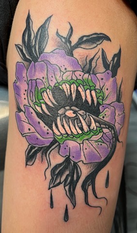 Toothy flower