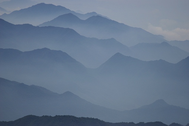 Blue Mountains (Yellow Mountains, Anhui Provence, China)