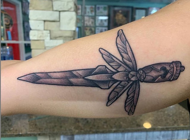 dragonfly dagger