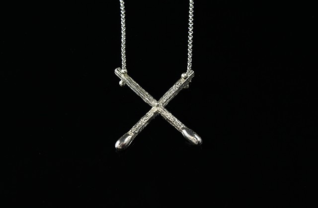 Cross Fire Necklace 