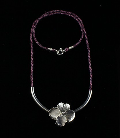 Hydrangea necklace 
