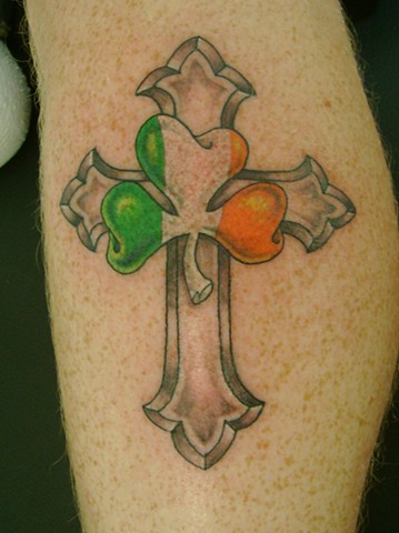 Cross with Irish shamrock