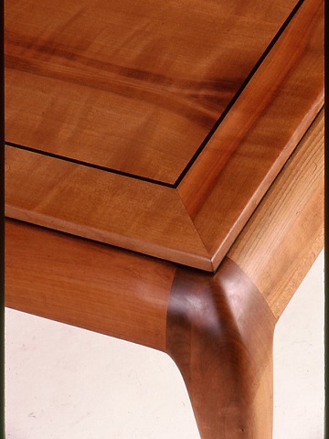 Madrone Coffee table, detail