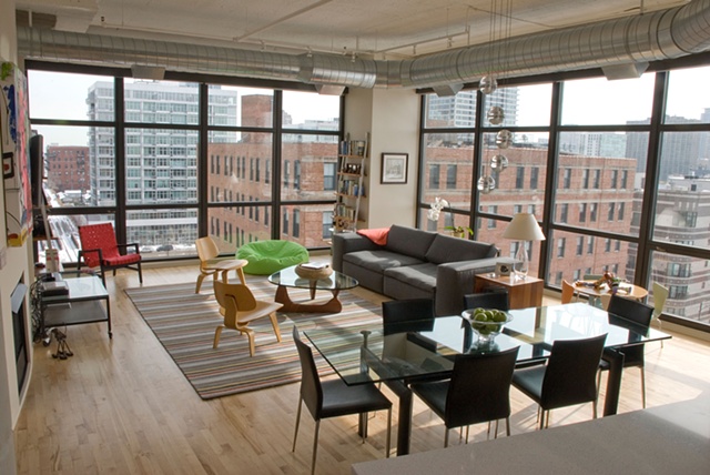 Living / Dining Area