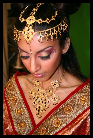 makeup detail shot for Jamais Vu "India" shoot