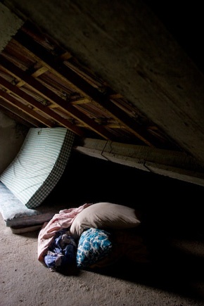 attic, 2006