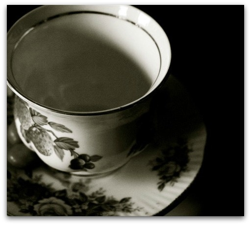 Hulya Kilicaslan photograph of a tea cup by Hulya Kilicaslan Amsterdam