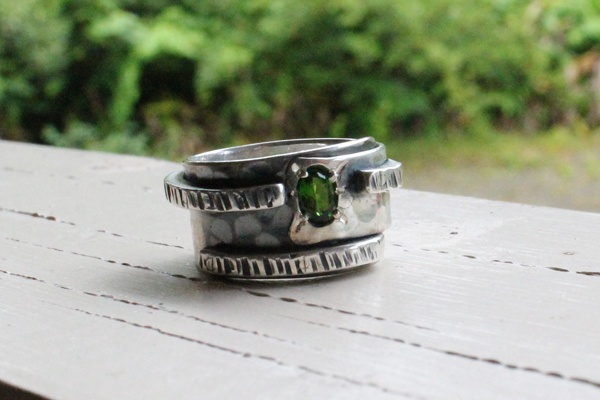 Chrome Diopside and Silver Ring
