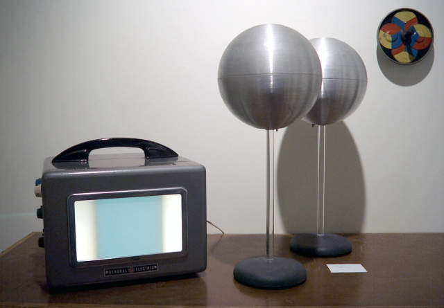 TV, Silver Balls