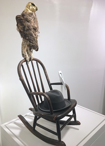 owl explains art to the headless living